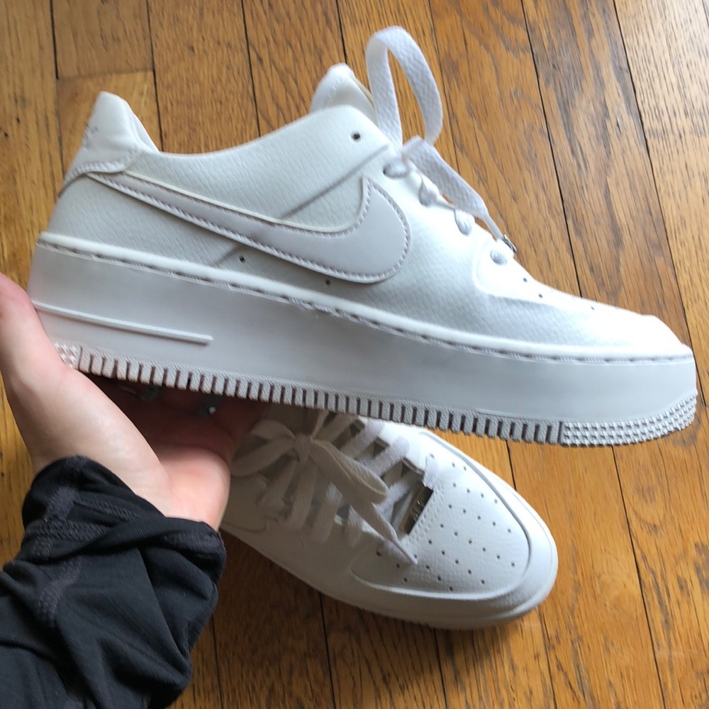 White ladies Nike AF-1 size 7.5